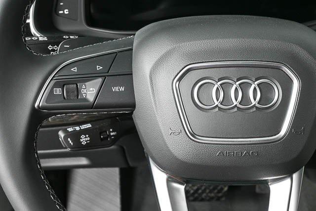 new 2025 Audi Q7 car, priced at $73,863