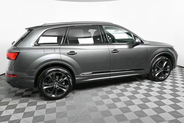 new 2025 Audi Q7 car, priced at $73,863