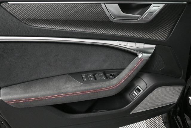 new 2025 Audi RS 6 Avant car, priced at $151,990