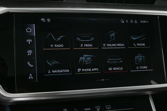 new 2025 Audi RS 6 Avant car, priced at $151,990