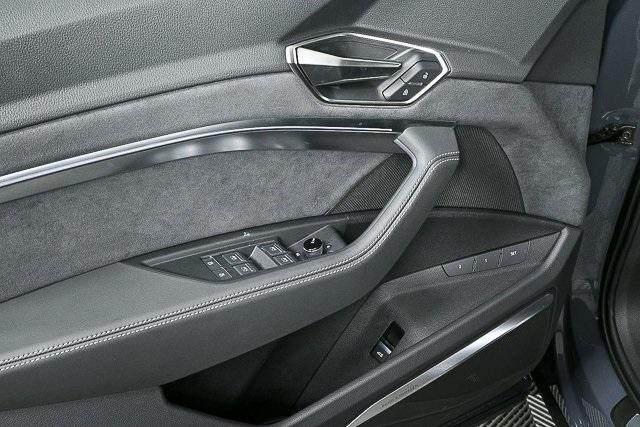 new 2024 Audi SQ8 e-tron car, priced at $95,675