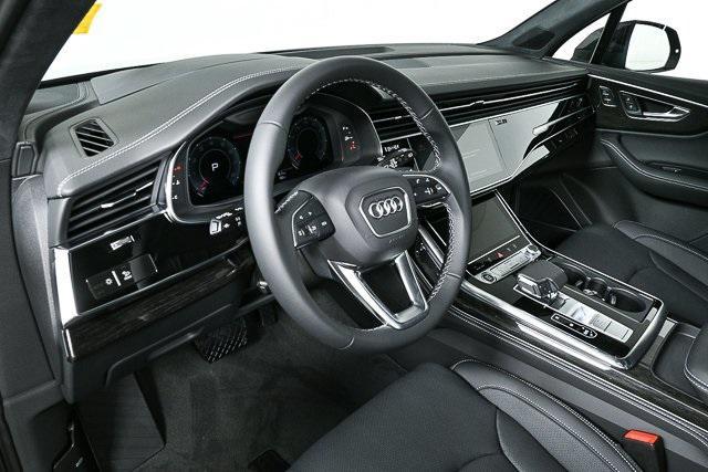 new 2025 Audi Q7 car, priced at $84,503