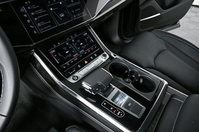 new 2025 Audi Q7 car, priced at $84,503