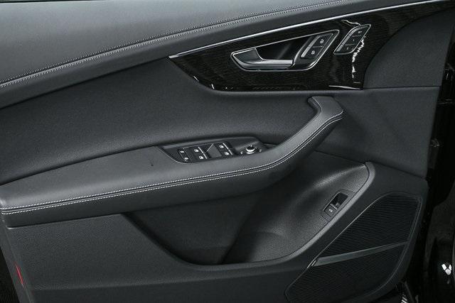 new 2025 Audi Q7 car, priced at $84,503