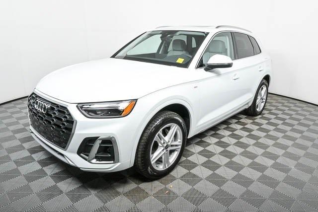 new 2025 Audi Q5 car, priced at $62,684