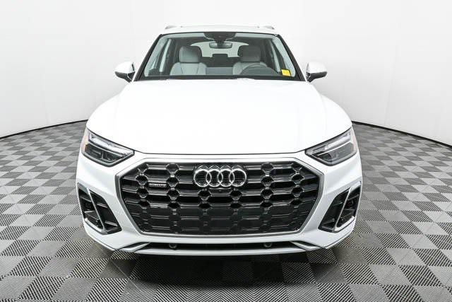 new 2025 Audi Q5 car, priced at $62,684