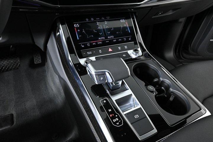 new 2025 Audi Q7 car, priced at $75,800