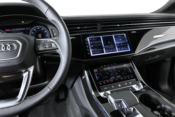 new 2025 Audi Q7 car, priced at $75,800