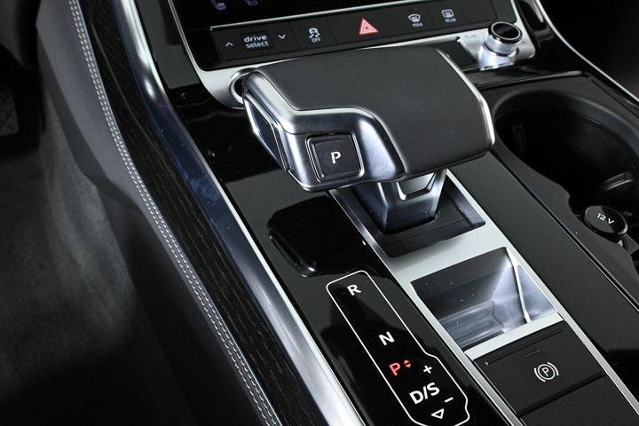 new 2025 Audi Q7 car, priced at $75,800
