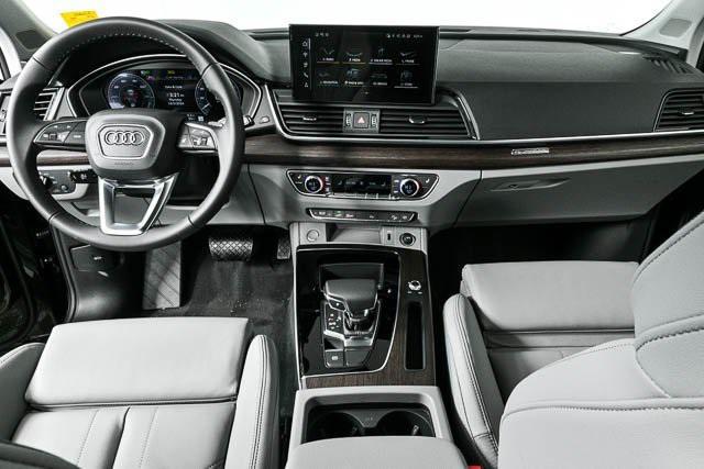 new 2025 Audi Q5 car, priced at $64,018