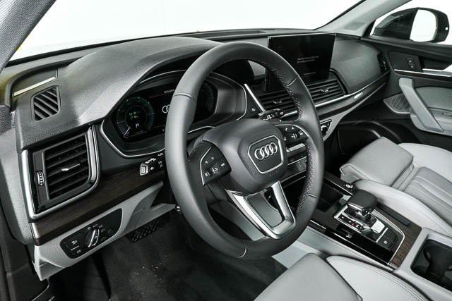 new 2025 Audi Q5 car, priced at $64,018