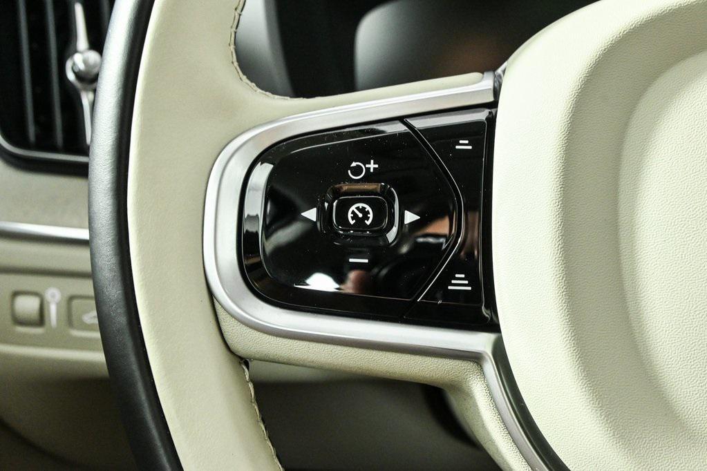 used 2021 Volvo XC60 Recharge Plug-In Hybrid car, priced at $32,500