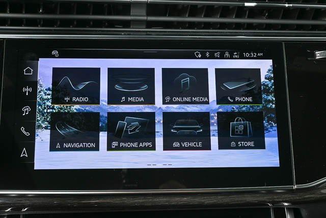 new 2025 Audi Q7 car, priced at $71,051