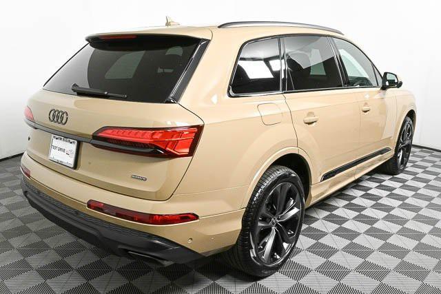 new 2025 Audi Q7 car, priced at $71,051