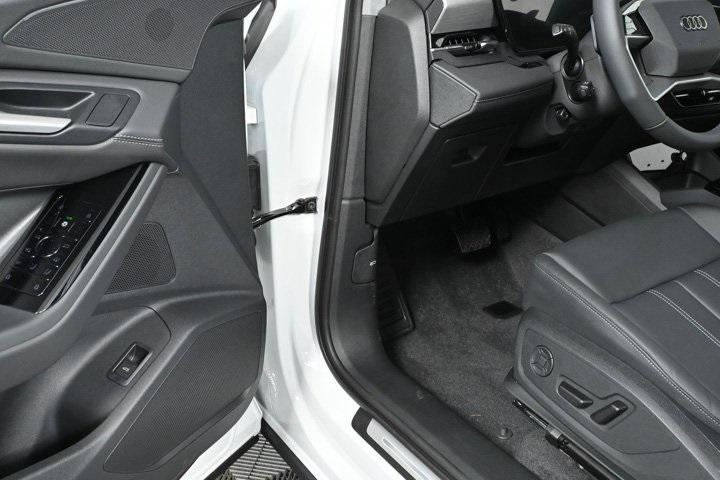 new 2025 Audi Q6 e-tron car, priced at $69,262