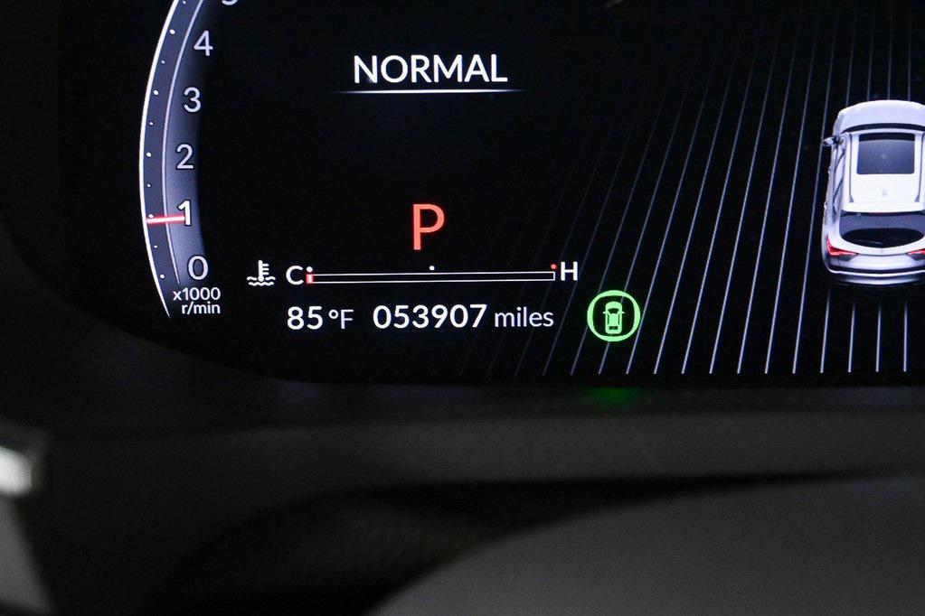 used 2022 Acura MDX car, priced at $36,400