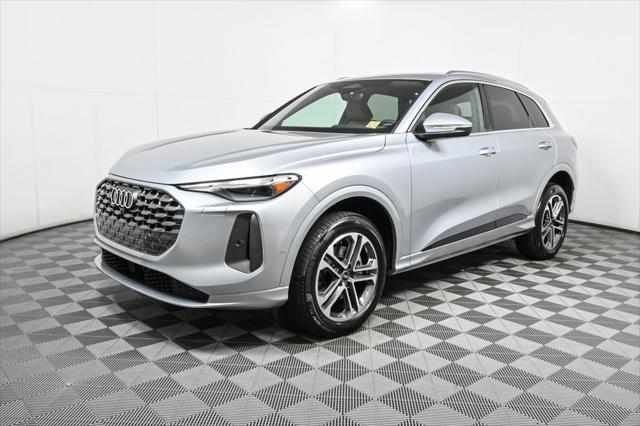 new 2025 Audi Q5 car, priced at $58,100