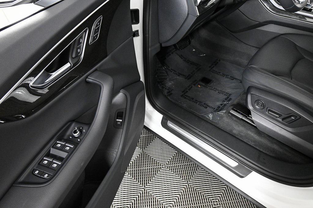 used 2022 Audi Q7 car, priced at $37,500