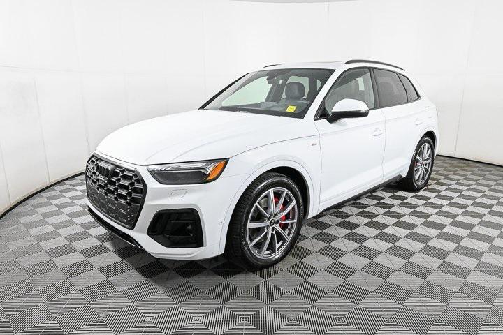 new 2025 Audi Q5 car, priced at $70,882