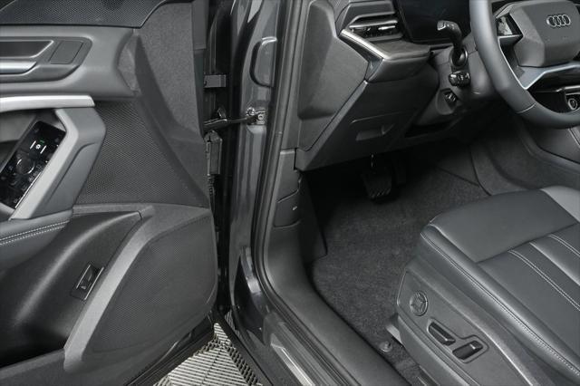 new 2025 Audi Q5 car, priced at $58,100