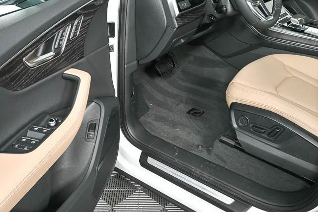 new 2025 Audi Q7 car, priced at $73,863