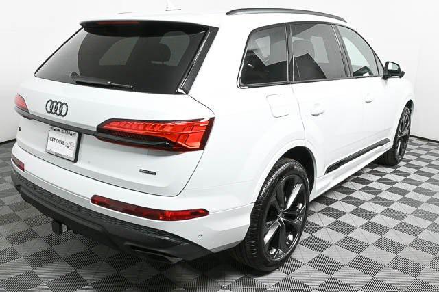 new 2025 Audi Q7 car, priced at $73,863