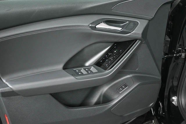 new 2025 Audi Q6 e-tron car, priced at $67,450