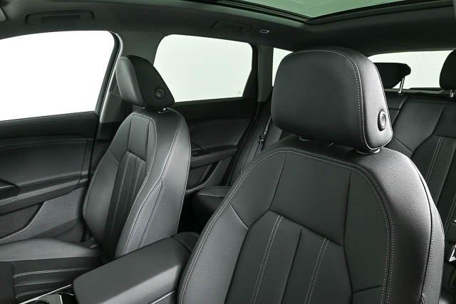new 2025 Audi Q6 e-tron car, priced at $67,450