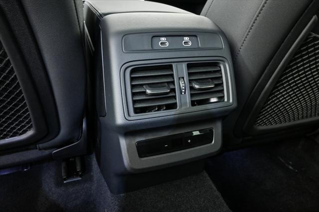new 2025 Audi Q5 car, priced at $60,175