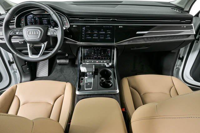 new 2025 Audi Q7 car, priced at $75,800