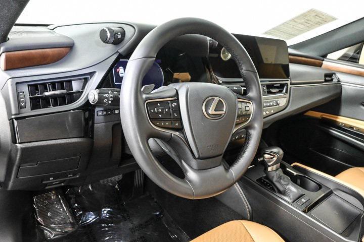 used 2023 Lexus ES 350 car, priced at $39,995