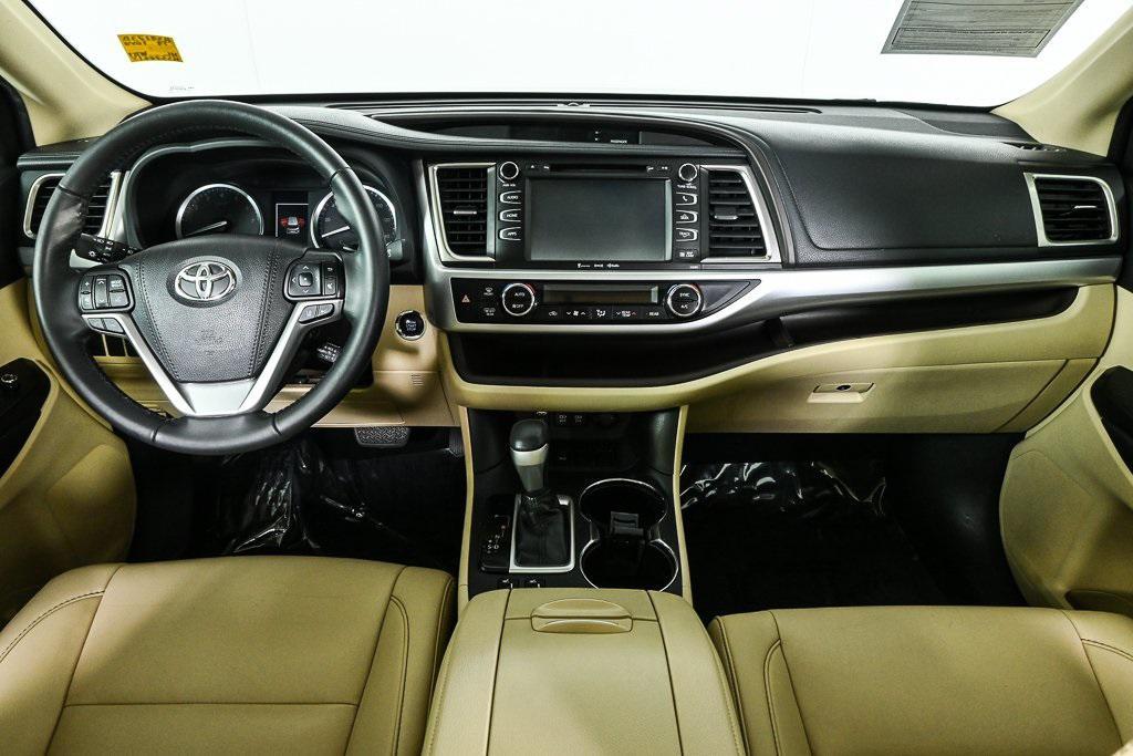 used 2019 Toyota Highlander car, priced at $23,847