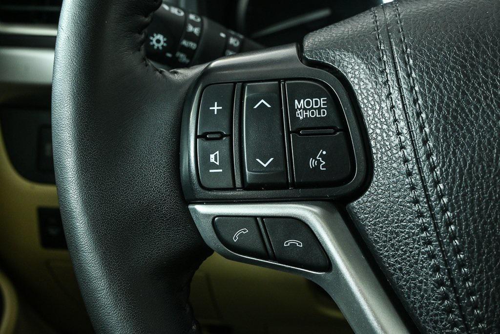 used 2019 Toyota Highlander car, priced at $23,847