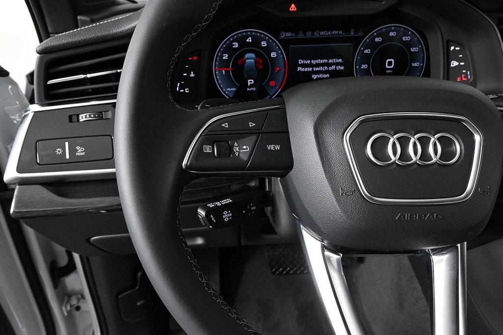 new 2026 Audi Q7 car, priced at $78,295