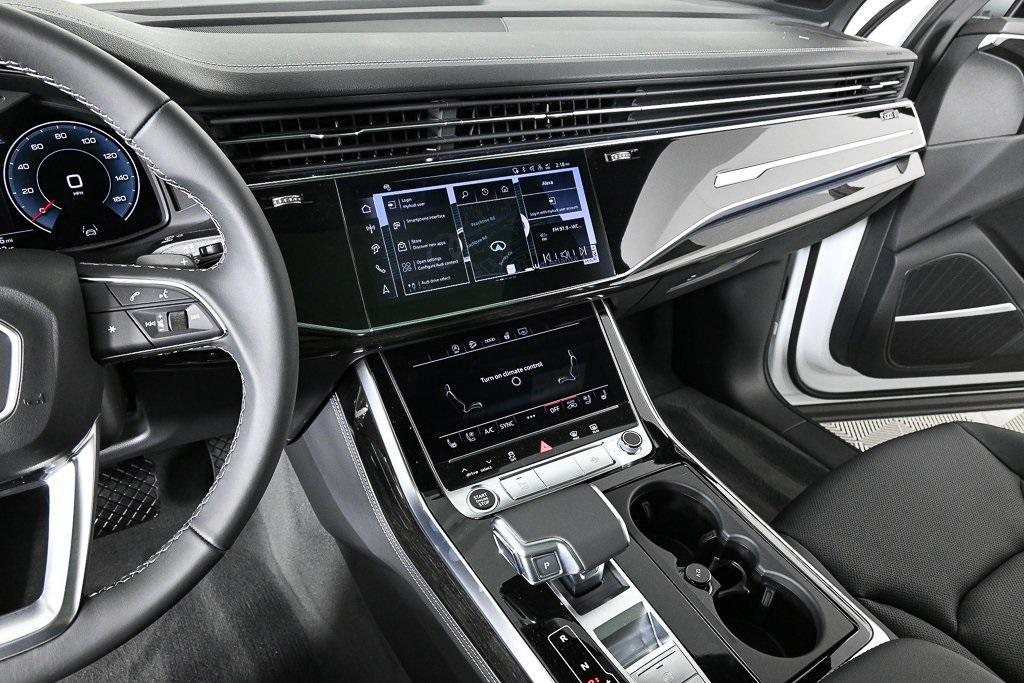 new 2026 Audi Q7 car, priced at $78,295