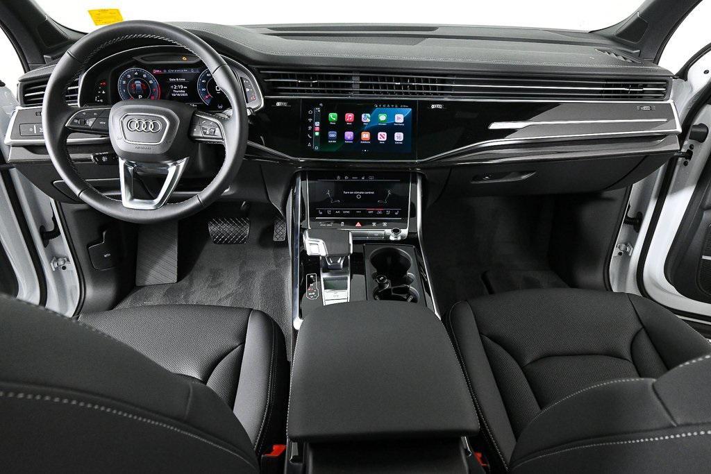 new 2026 Audi Q7 car, priced at $78,295