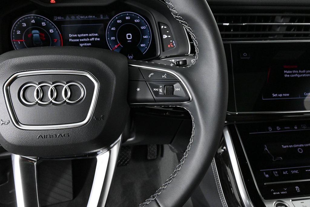 new 2026 Audi Q7 car, priced at $78,295