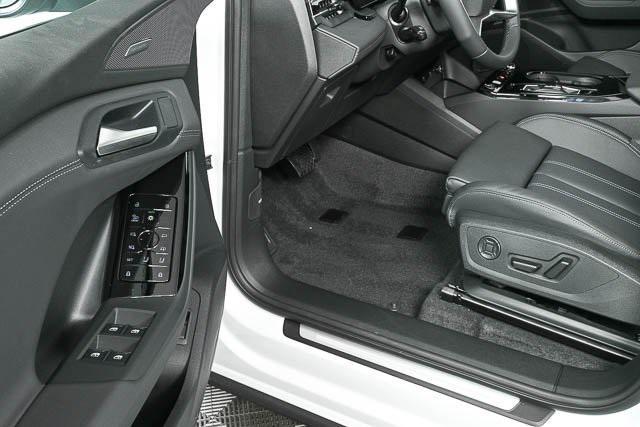 new 2025 Audi Q6 e-tron car, priced at $75,840