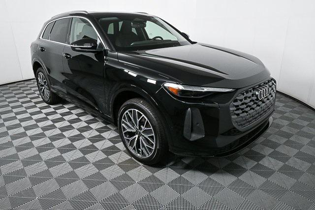 new 2025 Audi Q5 car, priced at $60,975