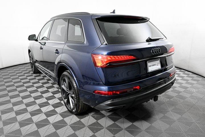 new 2025 Audi Q7 car, priced at $73,863