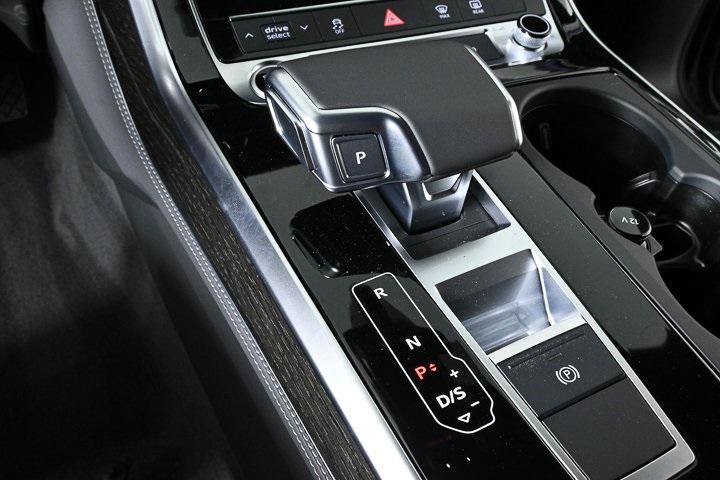new 2025 Audi Q7 car, priced at $73,863