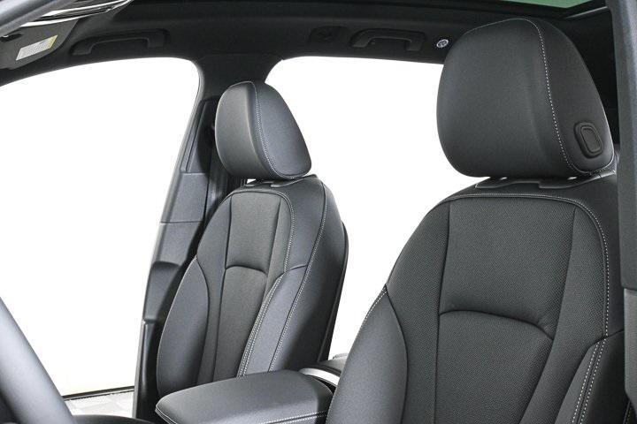 new 2025 Audi Q7 car, priced at $73,863