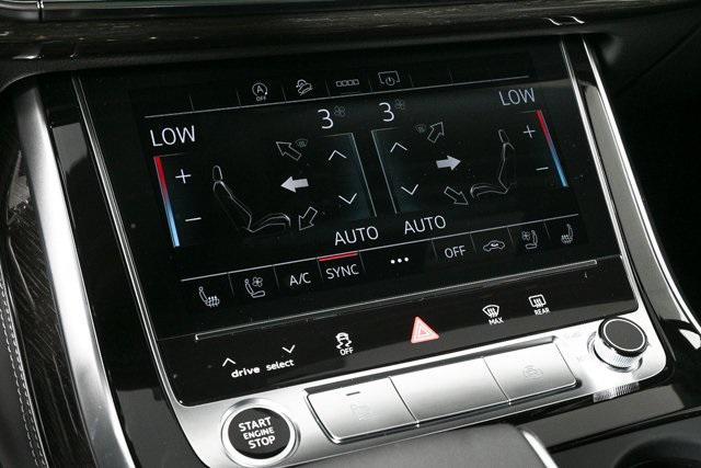 new 2025 Audi Q7 car, priced at $71,633