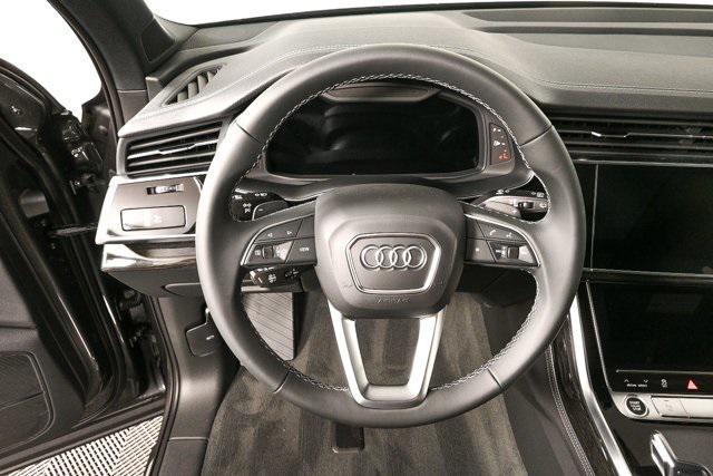 new 2025 Audi Q7 car, priced at $71,633
