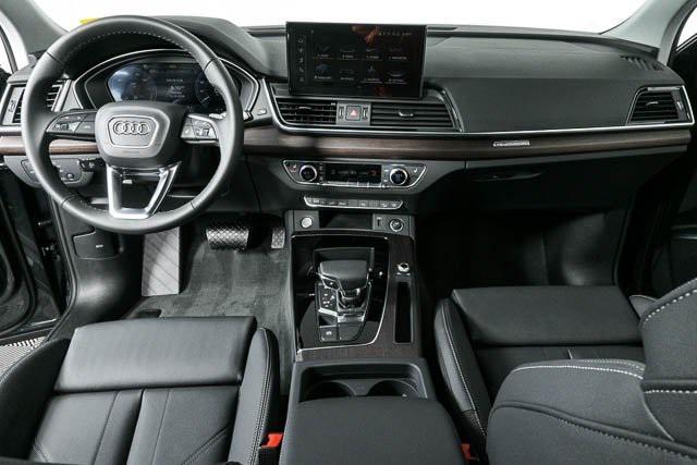 new 2025 Audi Q5 car, priced at $60,288