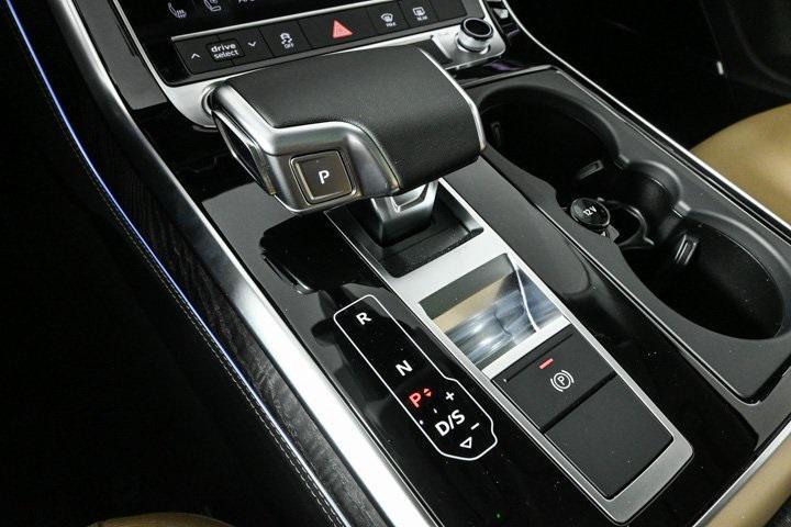 new 2025 Audi Q7 car, priced at $73,863