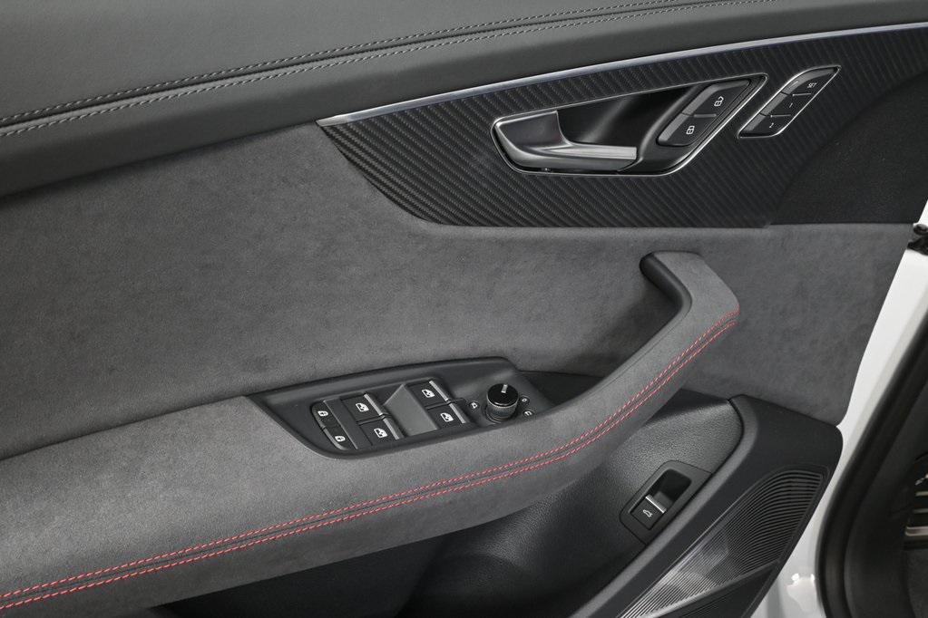 new 2025 Audi RS Q8 car, priced at $159,635