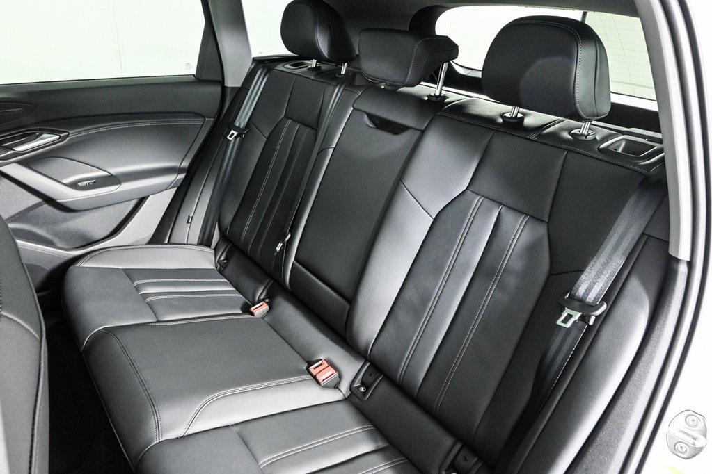 new 2025 Audi Q6 e-tron car, priced at $68,400