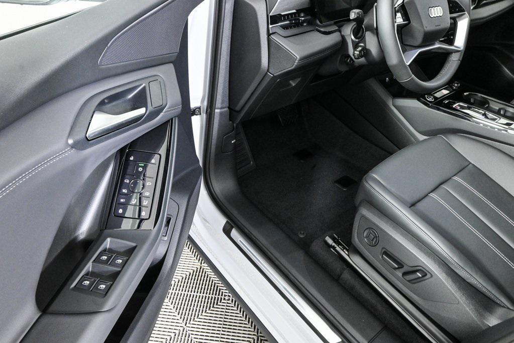 new 2025 Audi Q6 e-tron car, priced at $68,400