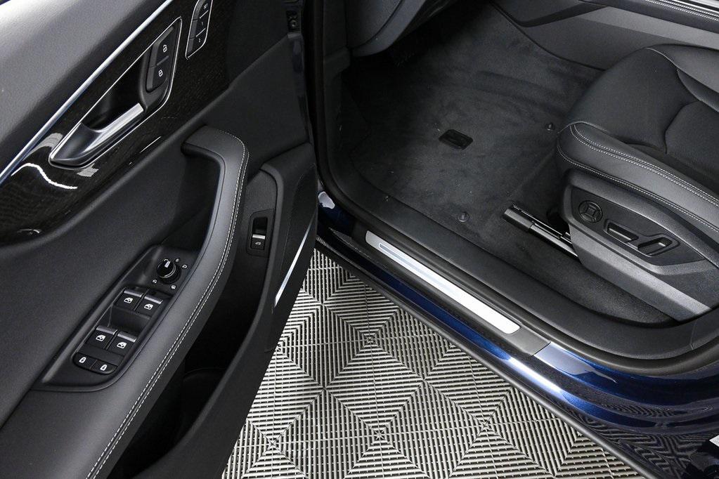 new 2025 Audi Q8 car, priced at $79,250